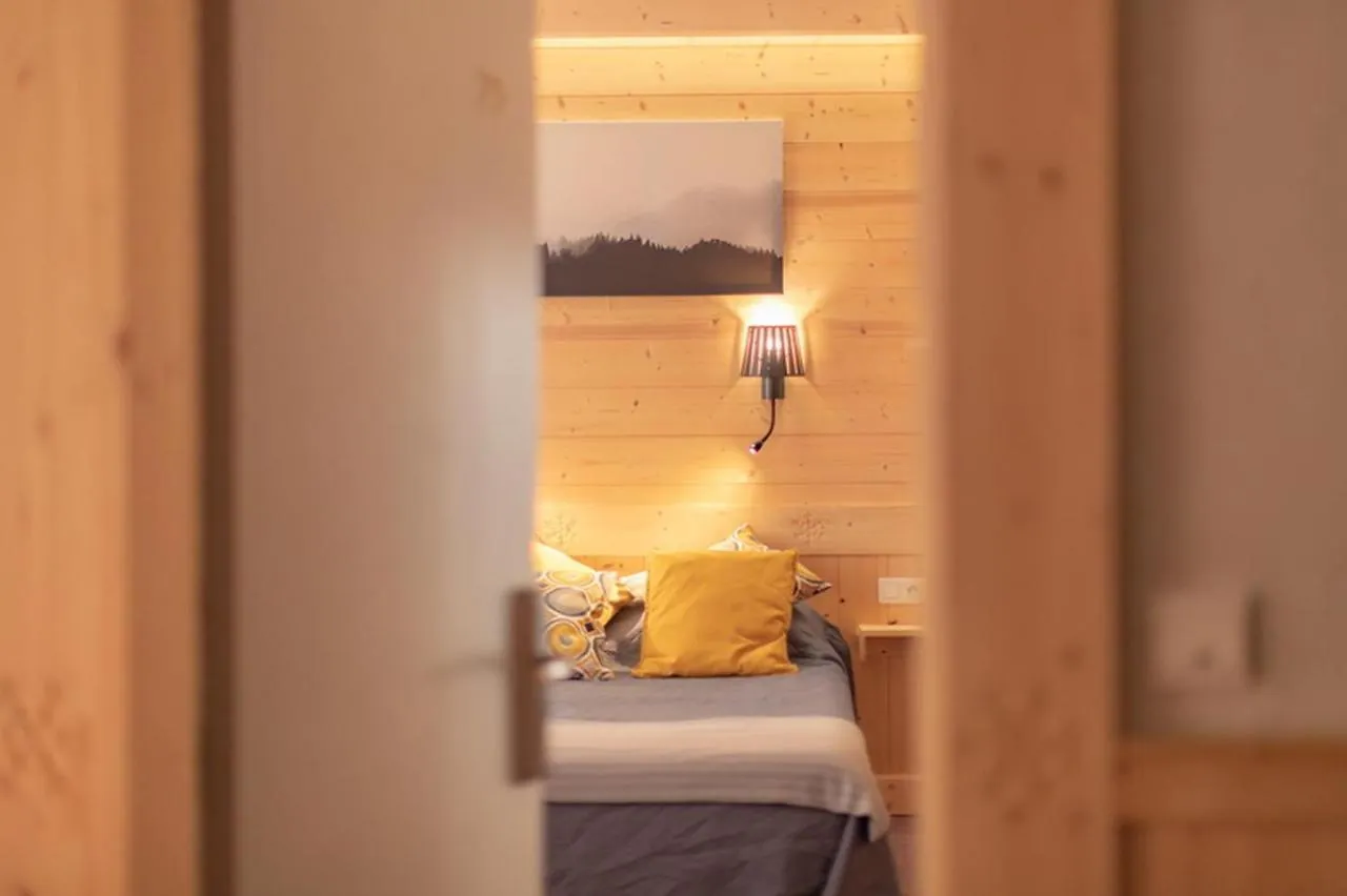 Hotel Le Sacca, Nouvelle Equipe Cauterets