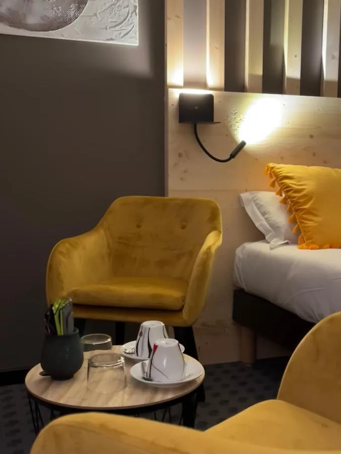 Hotel Le Sacca, Nouvelle Equipe Cauterets