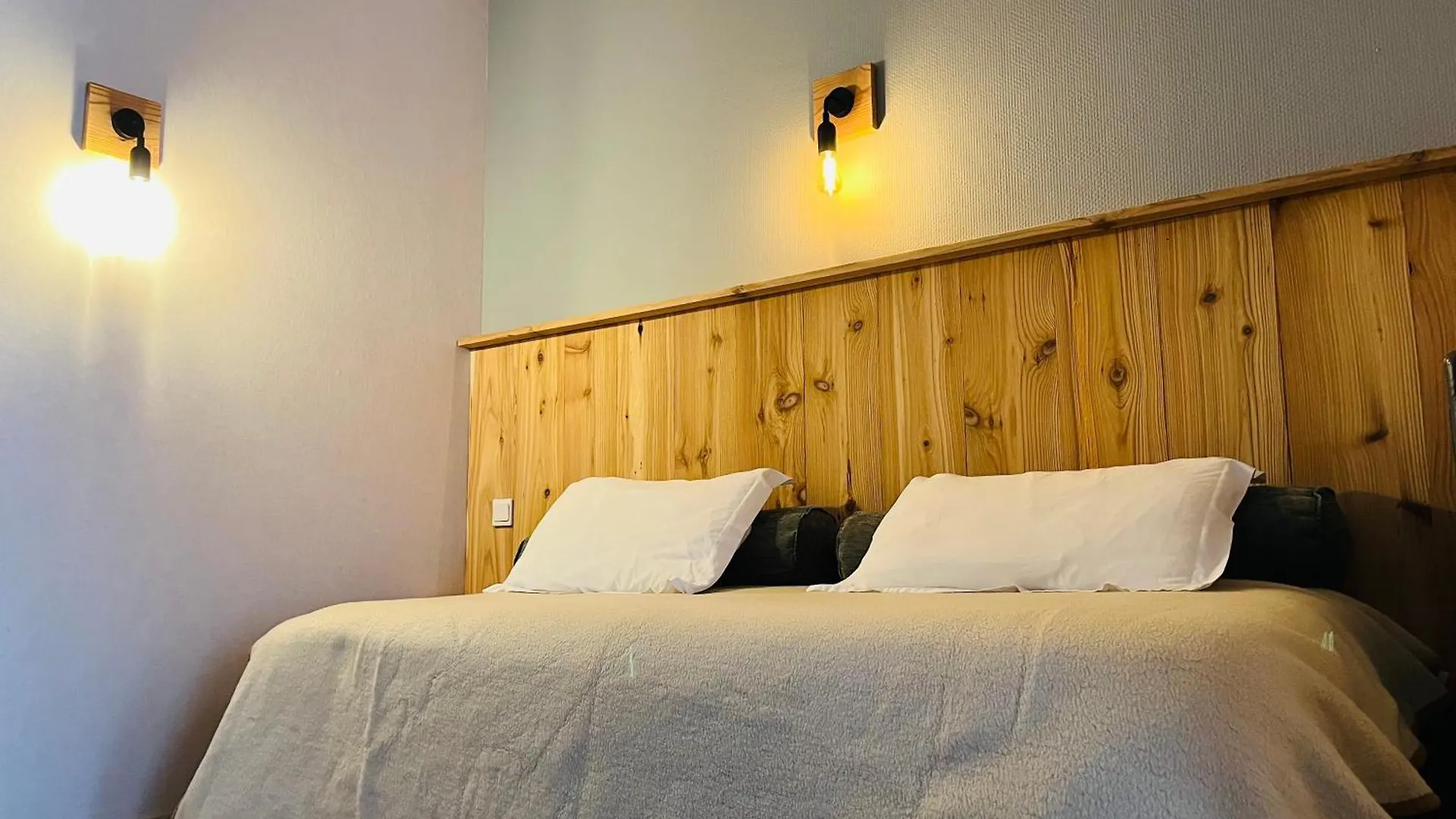 Hotel Le Sacca, Nouvelle Equipe Cauterets Franciaország