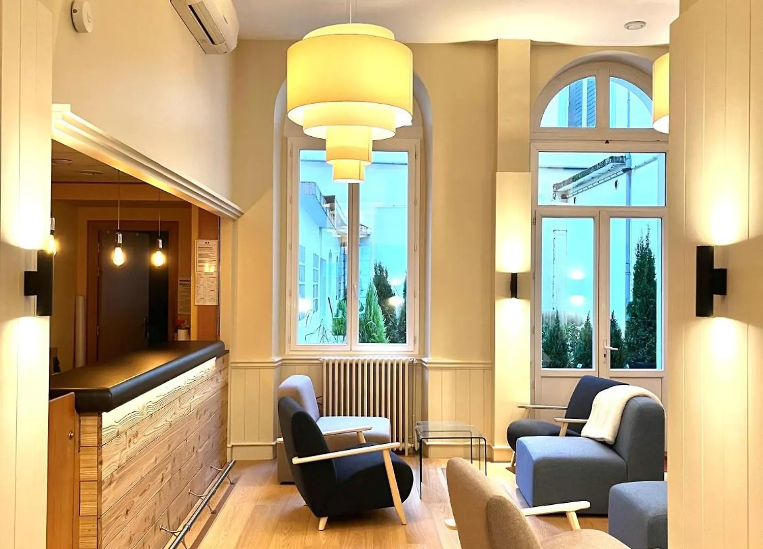 Hotel Le Sacca, Nouvelle Equipe Cauterets