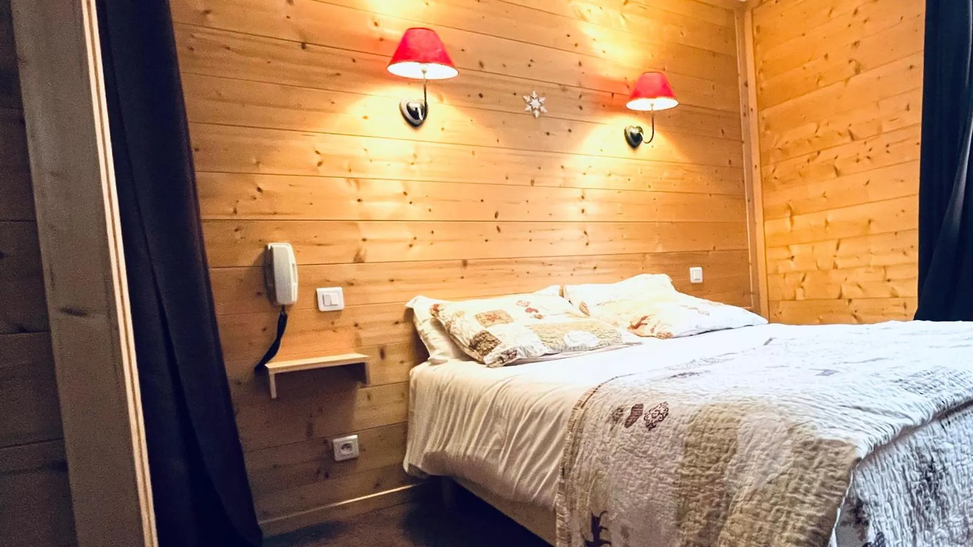Hotel Le Sacca, Nouvelle Equipe Cauterets 3*,  Franciaország